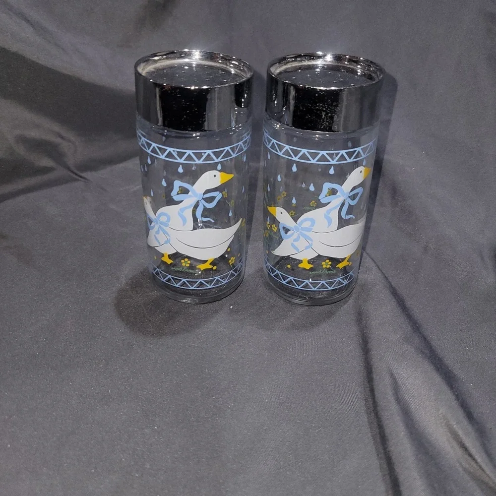 Vtg Anchor Hocking Salt and Pepper Shakers Farm Country Ducks Goose Cottagecore